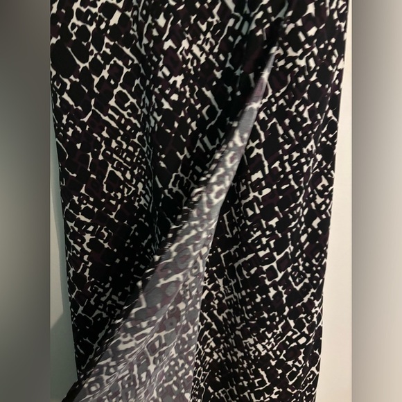 Sigrid Olsen Womens XS‎ Faux Wrap Dress Black White Burgundy Geometric Print - Picture 3 of 9